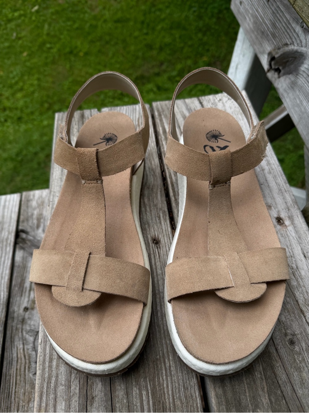 Women’s Tan Suede Platform Sandals